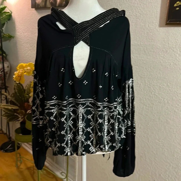 Free People oversized black/silver sequined tops size S - Picture 2 of 11